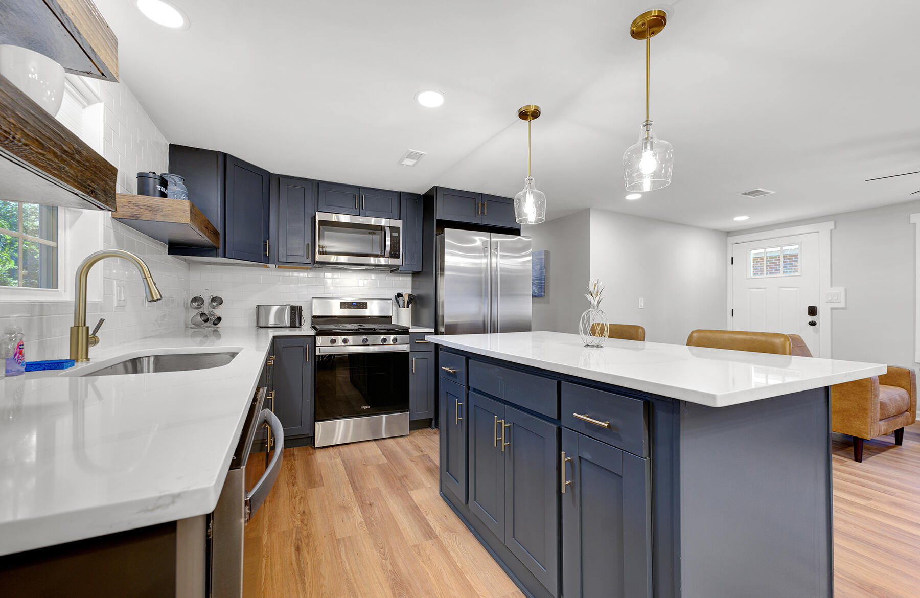 4731 Spruce Street North Charleston, SC 29405 - Photo 9 of 32 island door