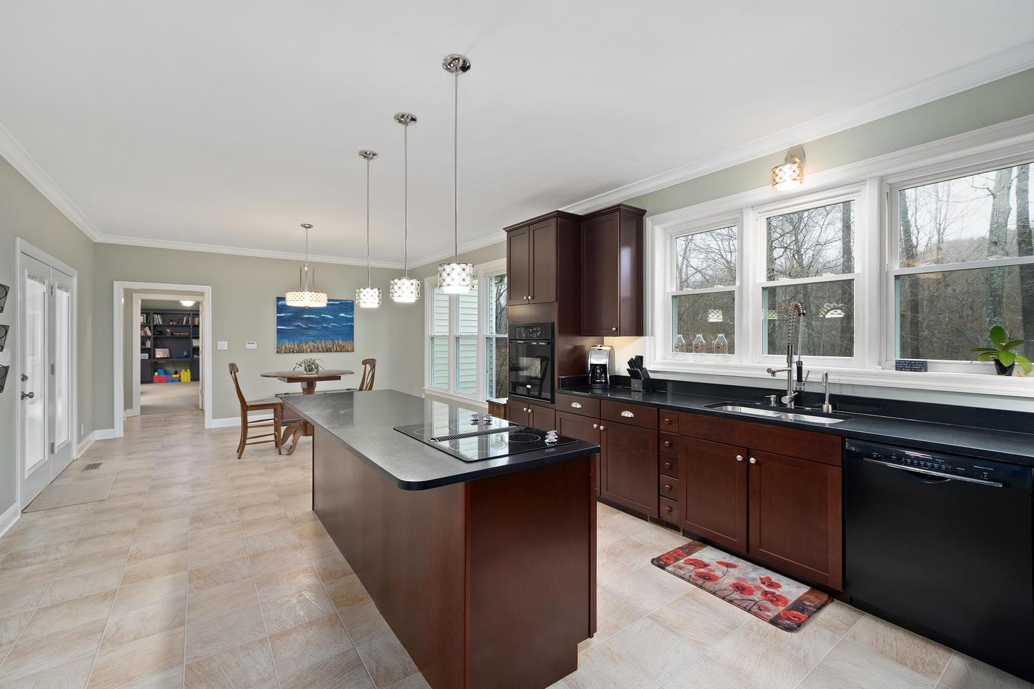 1041 Steel Springs Road Clarksville, TN 37040 - Photo 11 of 30 Gallery Image 11