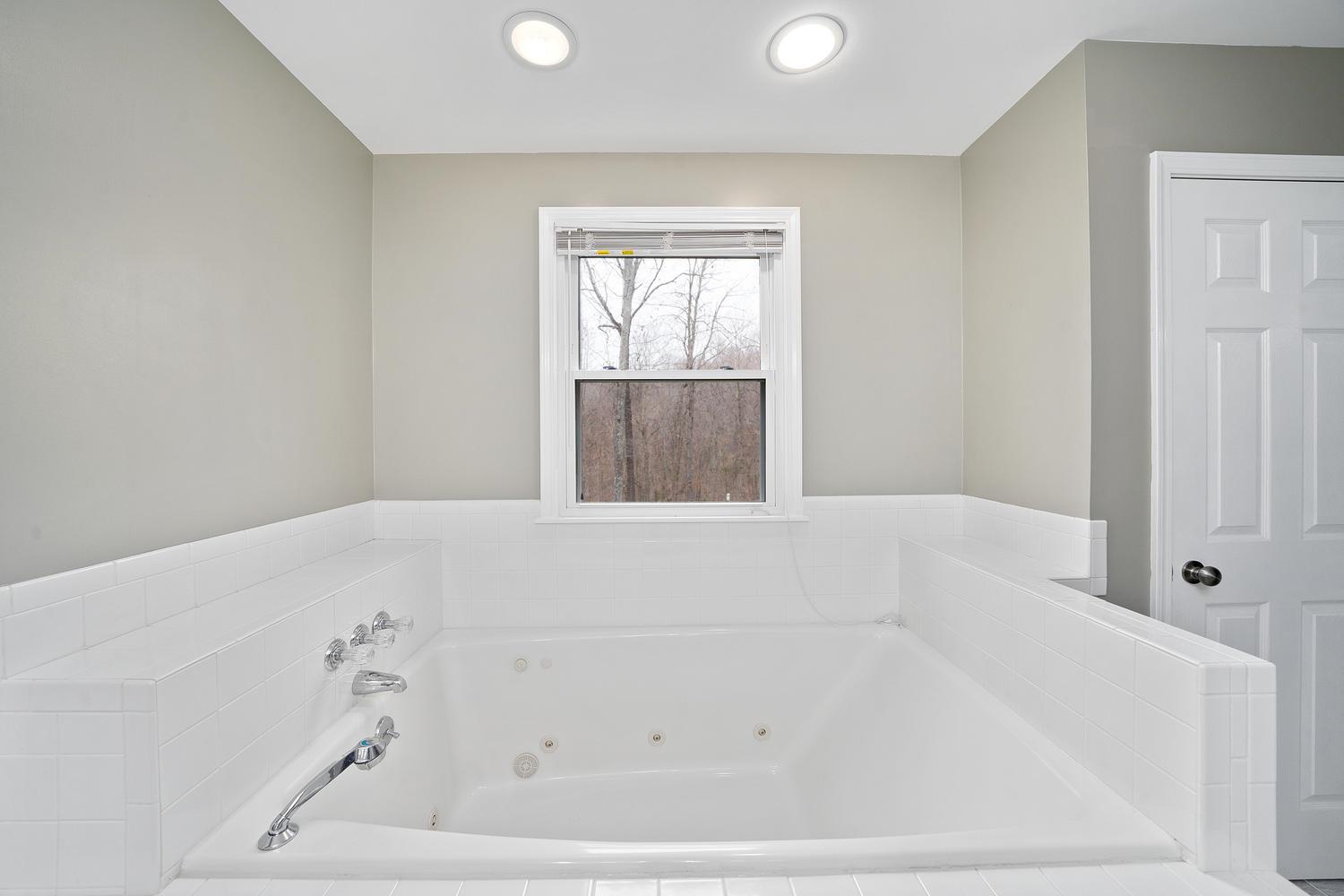 1041 Steel Springs Road Clarksville, TN 37040 - Photo 21 of 30 Gallery Image 21