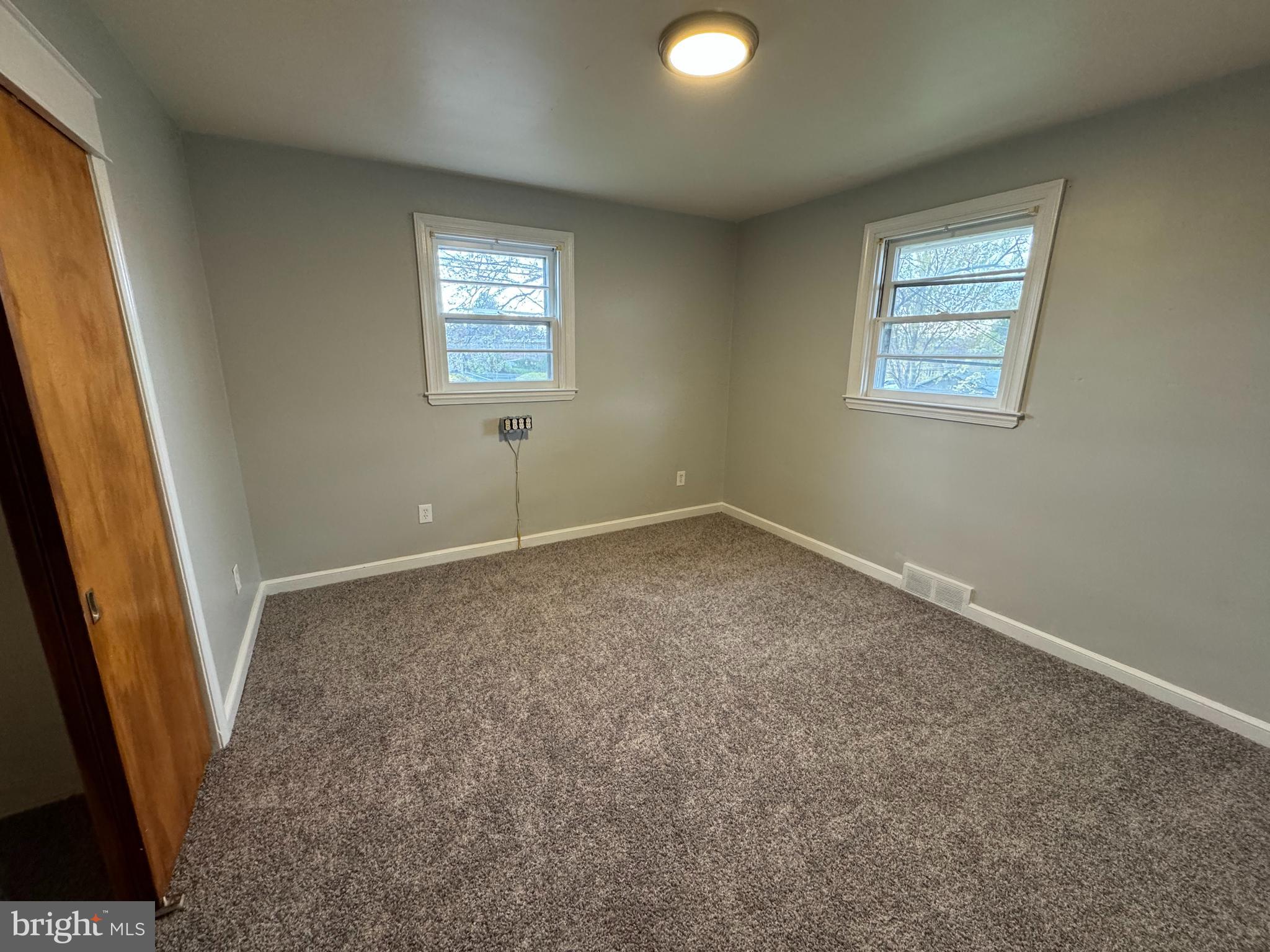 1516 Rhawn Street Philadelphia, PA 19111 - Photo 4 of 12 Gallery Image 4