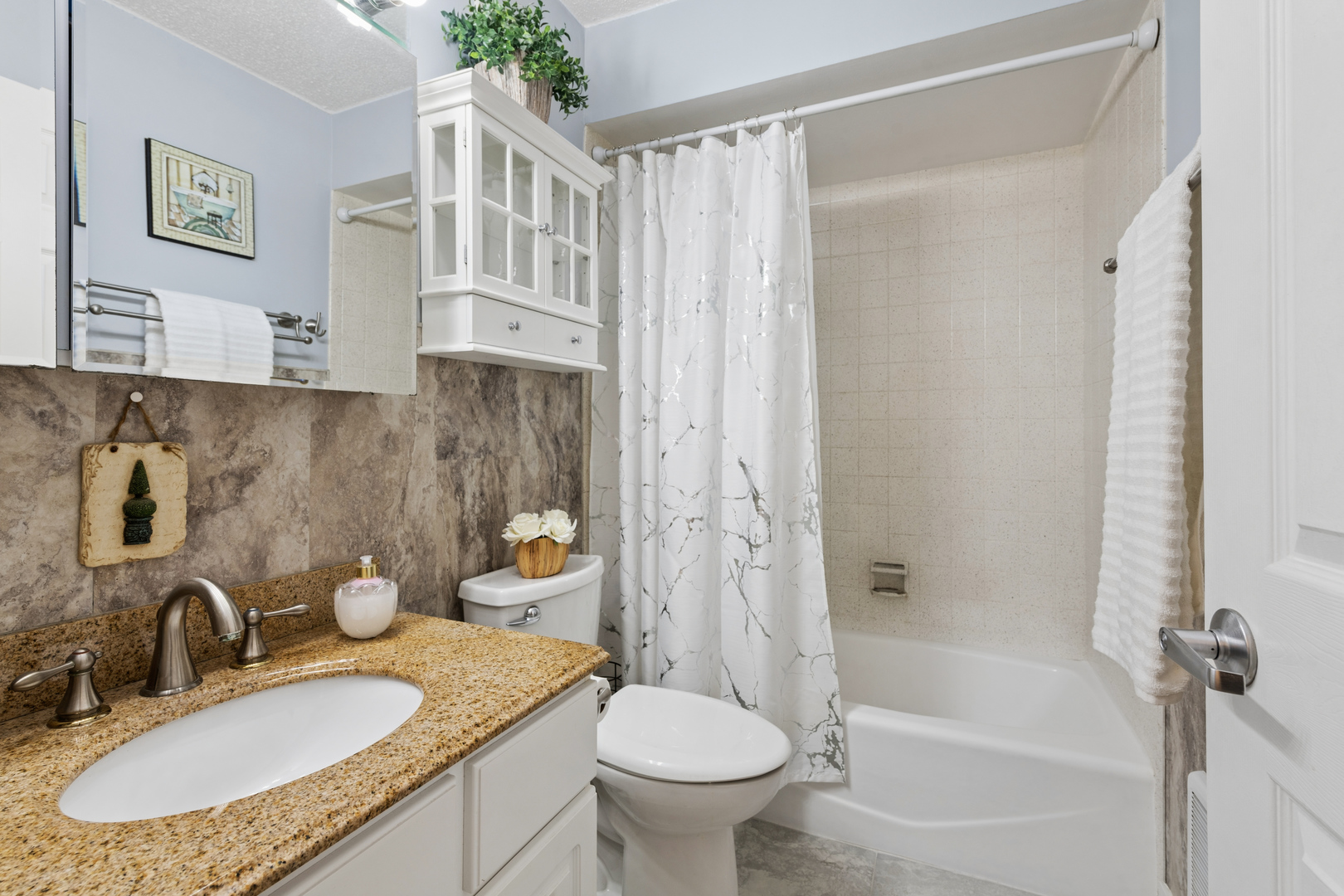 944 North Rohlwing Road, Unit GJ Addison, IL 60101 - Photo 9 of 16