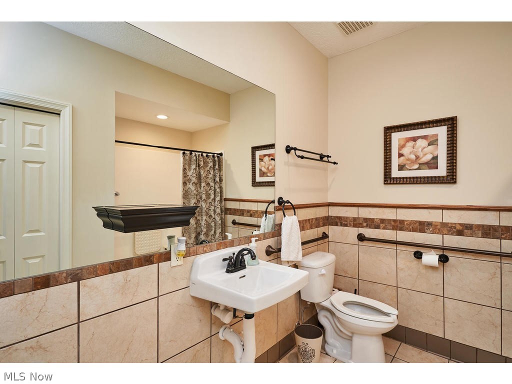 416 Silver Ridge Drive Akron, OH 44321 - Photo 23 of 35 Gallery Image 23