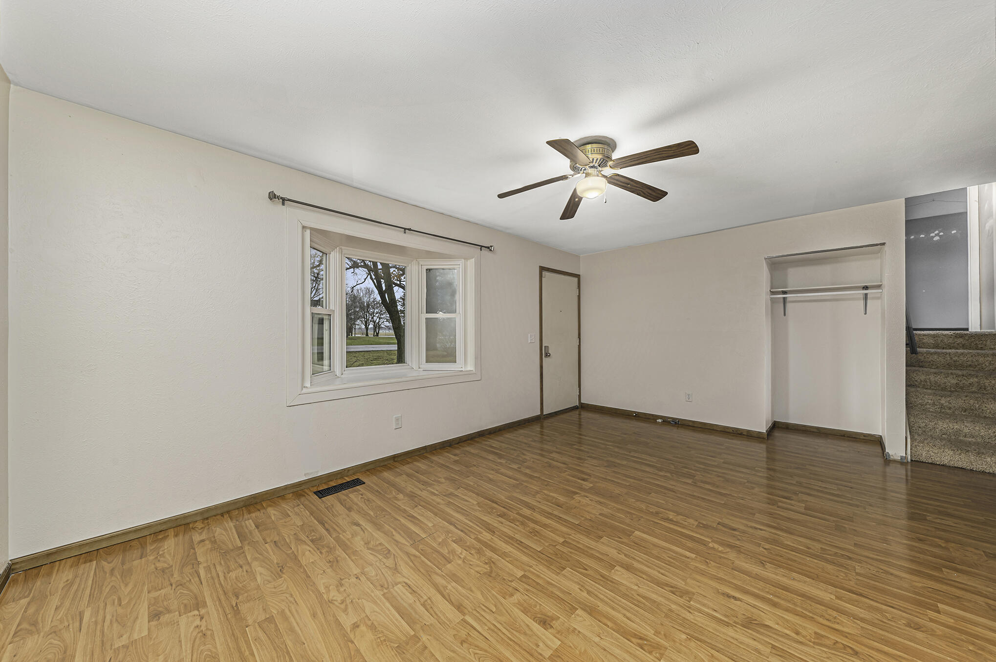 1031 East Hoffman Street Three Rivers, MI 49093 - Photo 6 of 20 Converted_5