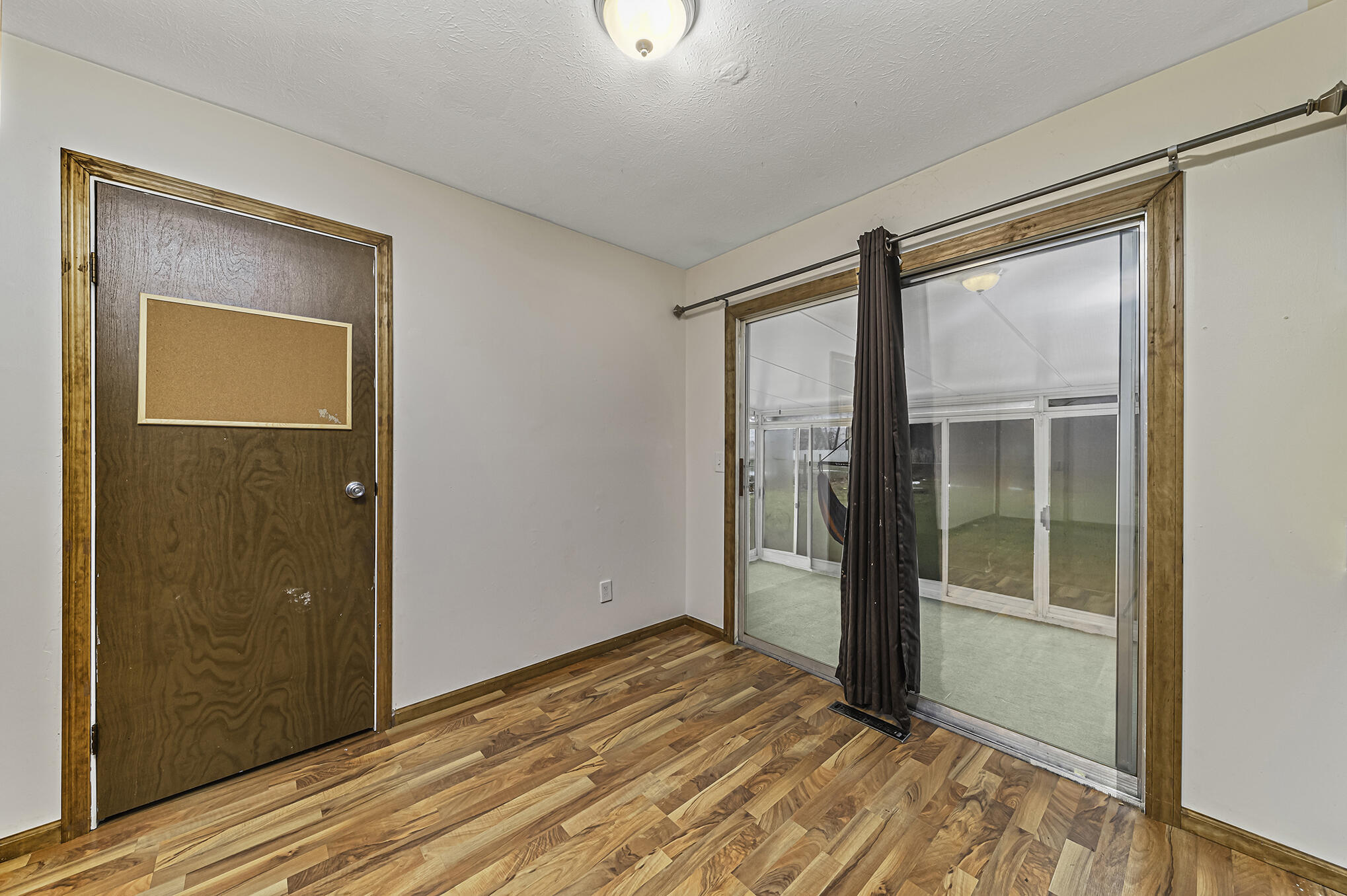 1031 East Hoffman Street Three Rivers, MI 49093 - Photo 8 of 20 Converted_10