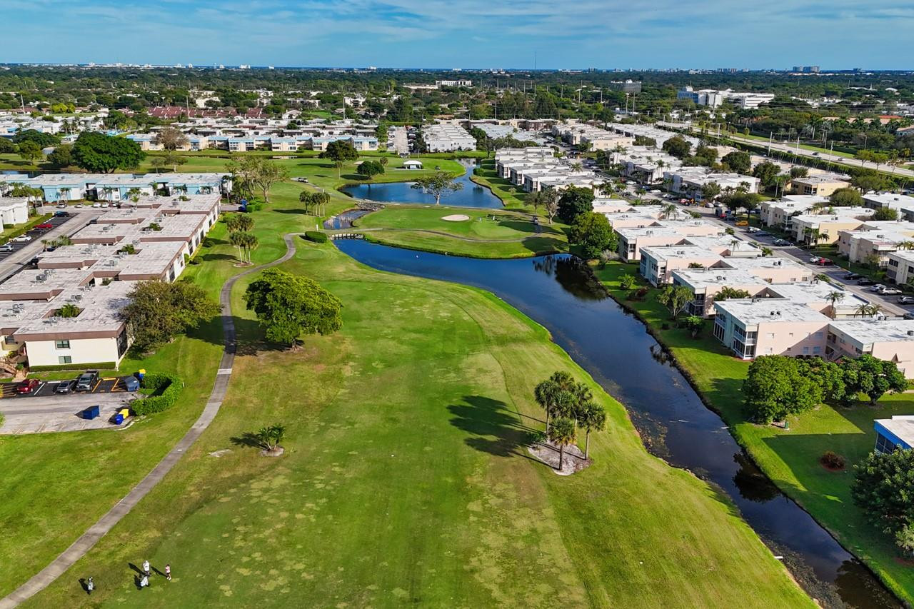 820 Flanders South Delray Beach, FL 33484 - Photo 3 of 19 Photo 3
