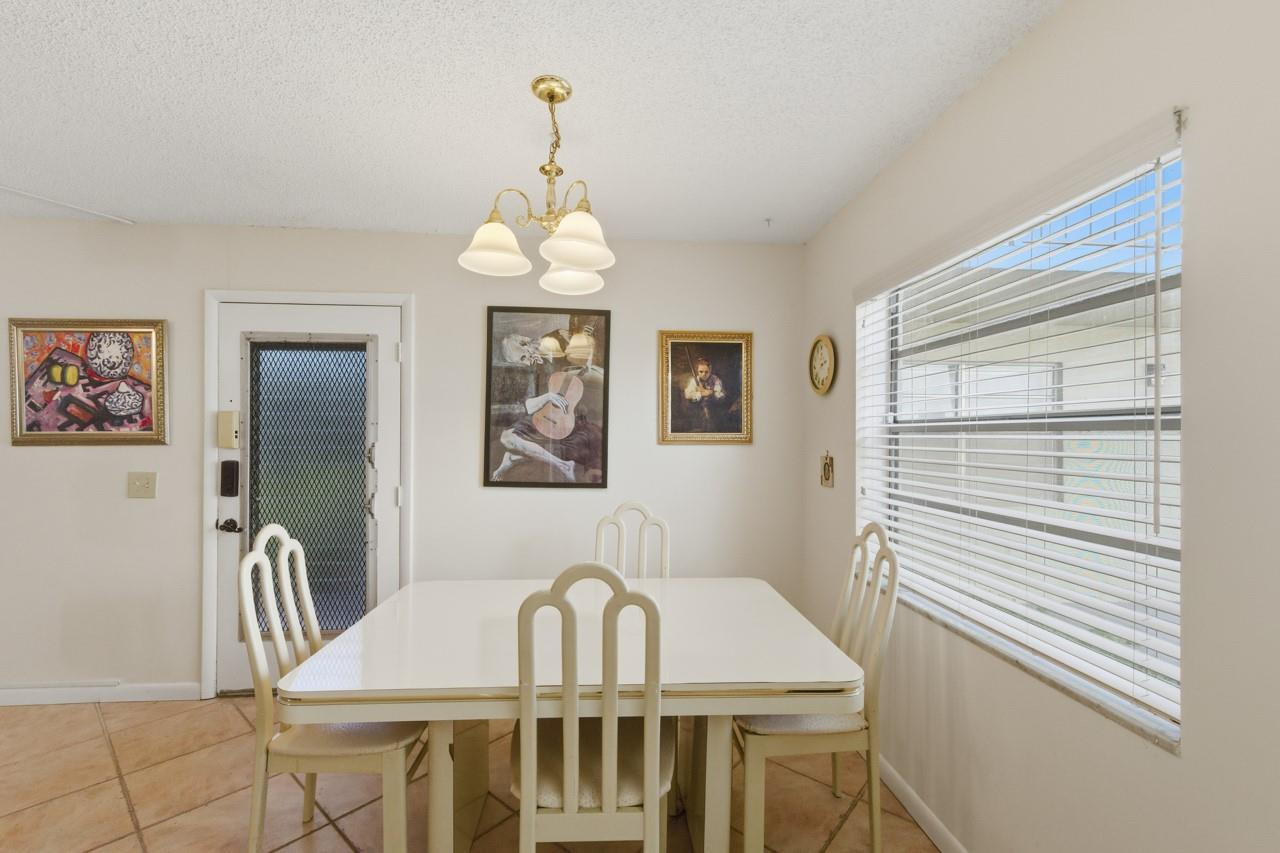 820 Flanders South Delray Beach, FL 33484 - Photo 7 of 19 Photo 7