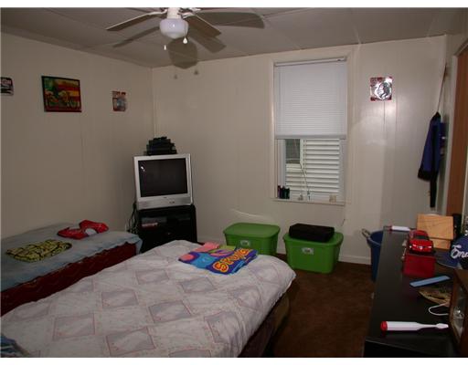 487 Rathbun Street Woonsocket, RI 02895 - Photo 12 of 17 Bedroom.