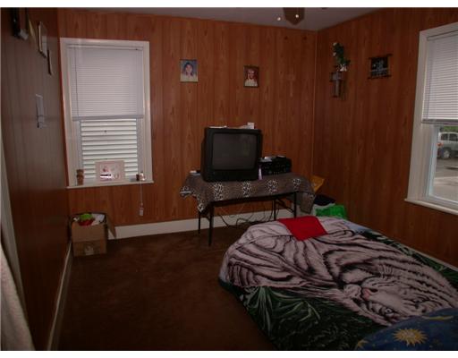 487 Rathbun Street Woonsocket, RI 02895 - Photo 13 of 17 Bedroom.
