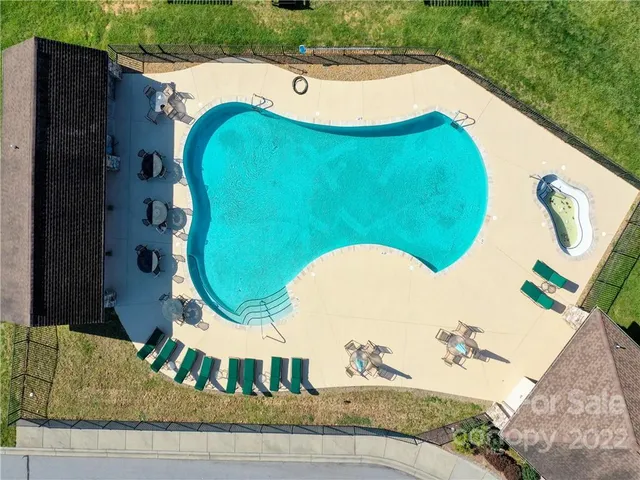 $35,000 | 216 Mountain Crest Drive, Unit 34, Hendersonville, NC 28739