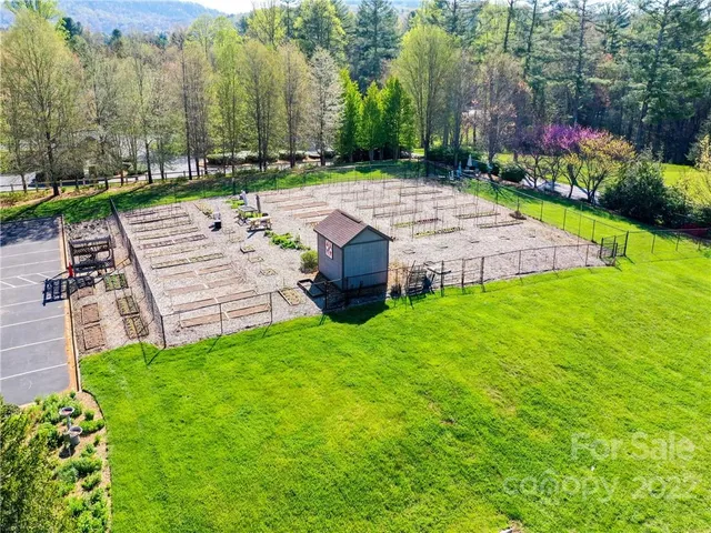 $35,000 | 216 Mountain Crest Drive, Unit 34, Hendersonville, NC 28739