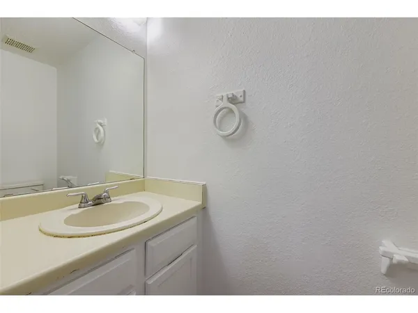 $275,000 | 7474 East Arkansas Avenue, Unit 4, Denver, CO 80231