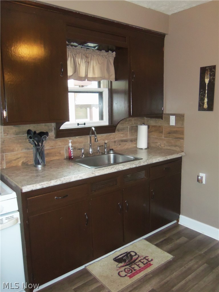12916 Grannis Road Cleveland, OH 44125 - Photo 8 of 23 Gallery Image 8