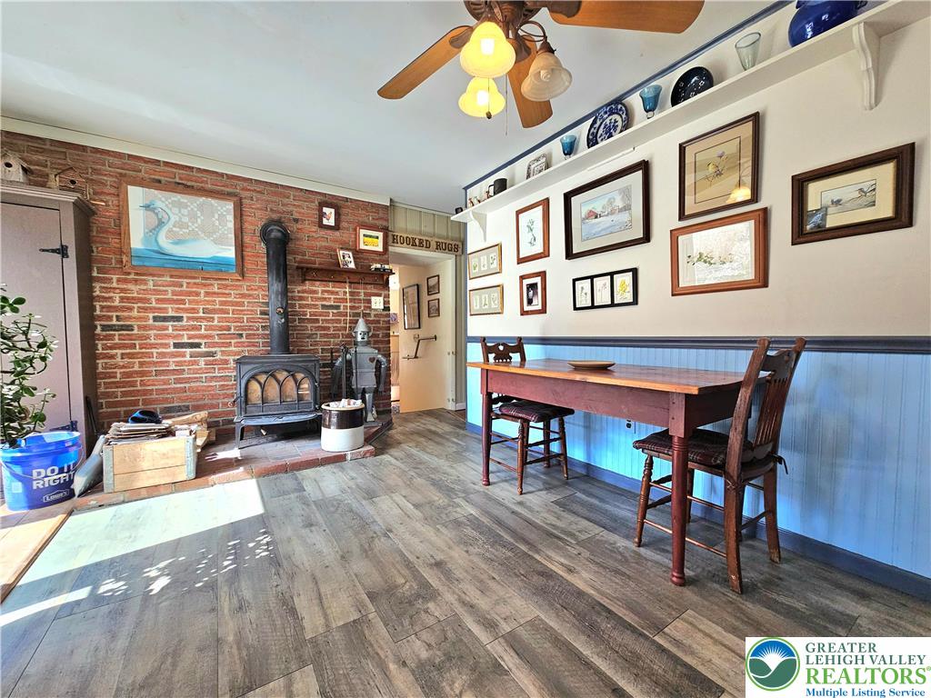 205 Valley View Road Hellertown, PA 18055 - Photo 14 of 27 Eating area