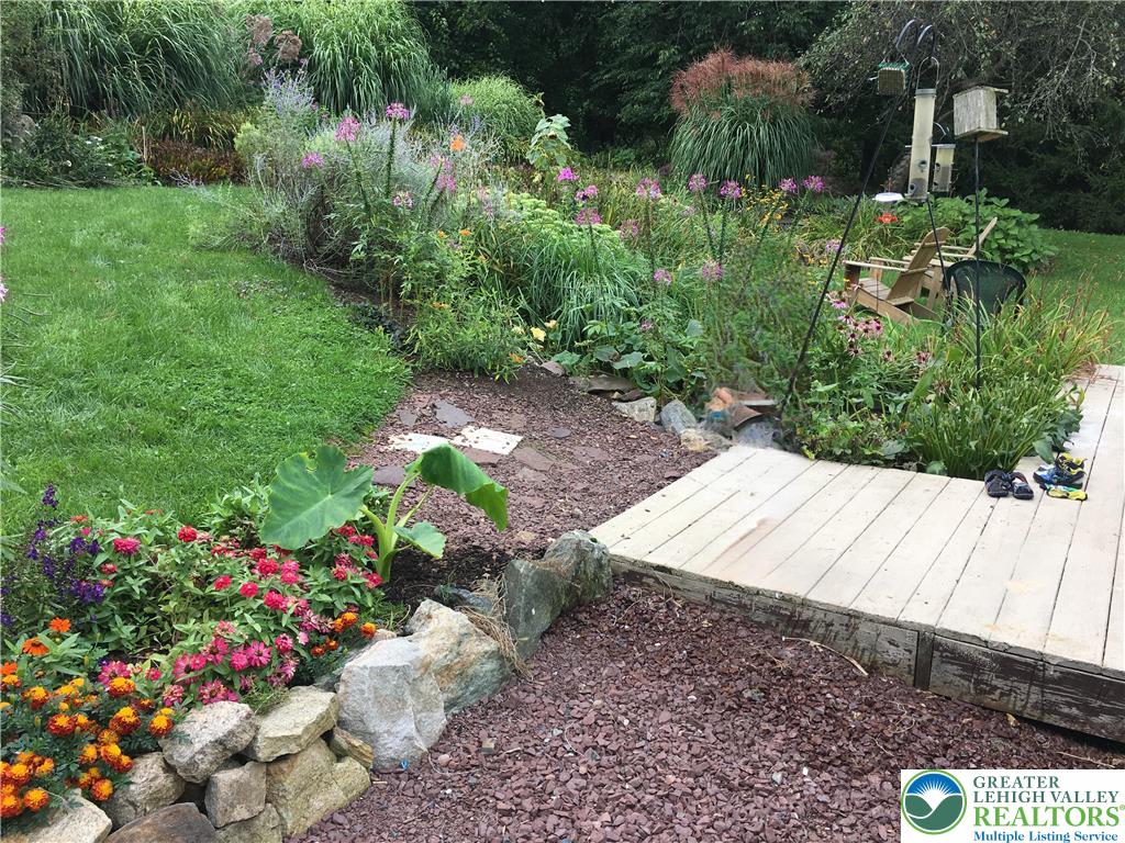 205 Valley View Road Hellertown, PA 18055 - Photo 25 of 27 Rear deck-flower beds