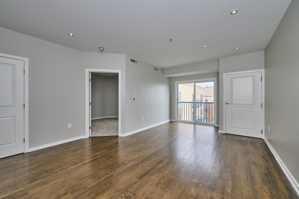 175 Cottage Street, Unit 710 Chelsea, MA 02150 - Photo 18 of 23 Gallery Image 18
