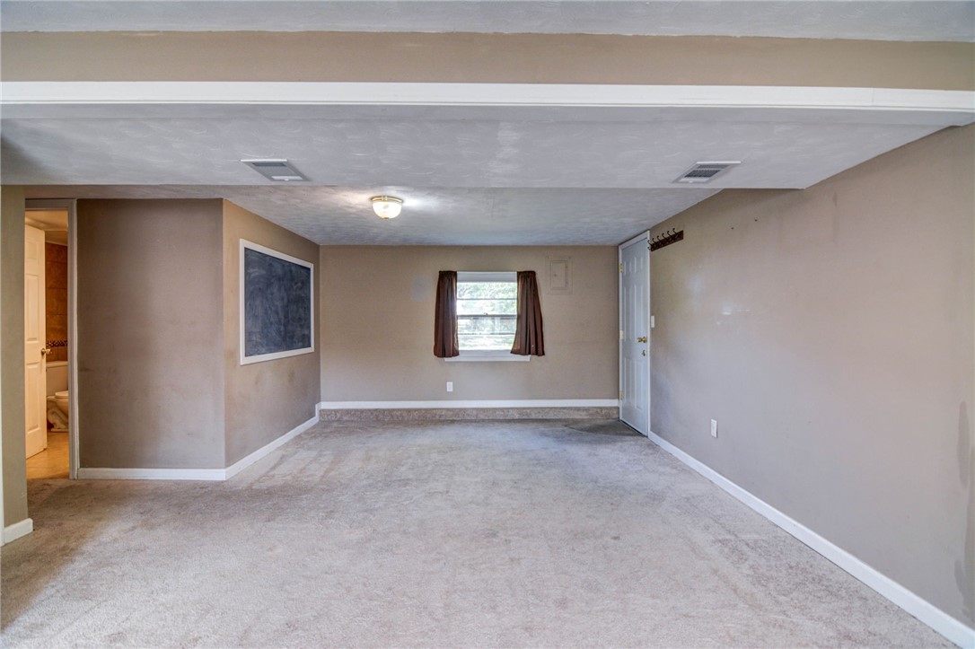 1838 Midland Road Decatur, IL 62521 - Photo 17 of 37 Gallery Image 17
