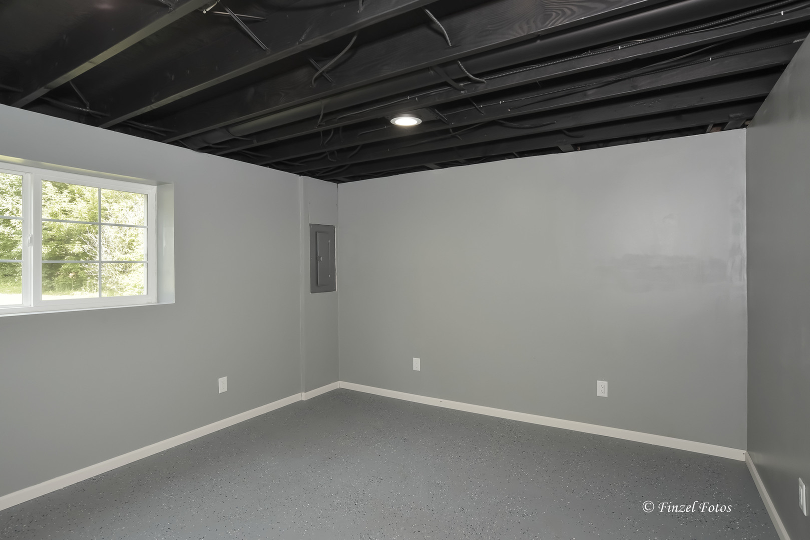 1009 Hickory Road Woodstock, IL 60098 - Photo 15 of 18 a view of an empty room