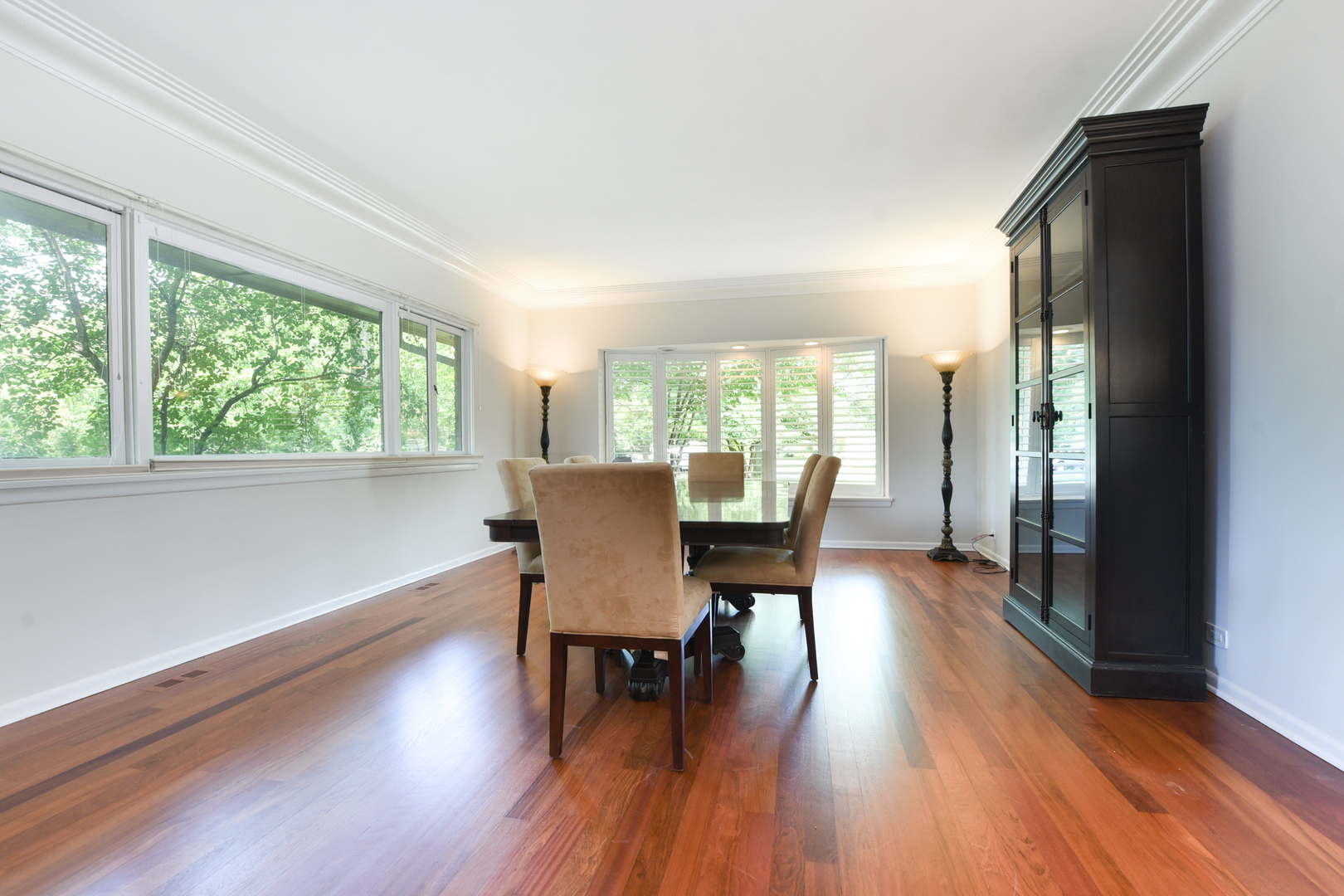 285 Gatesby Road Riverside, IL 60546 - Photo 18 of 51