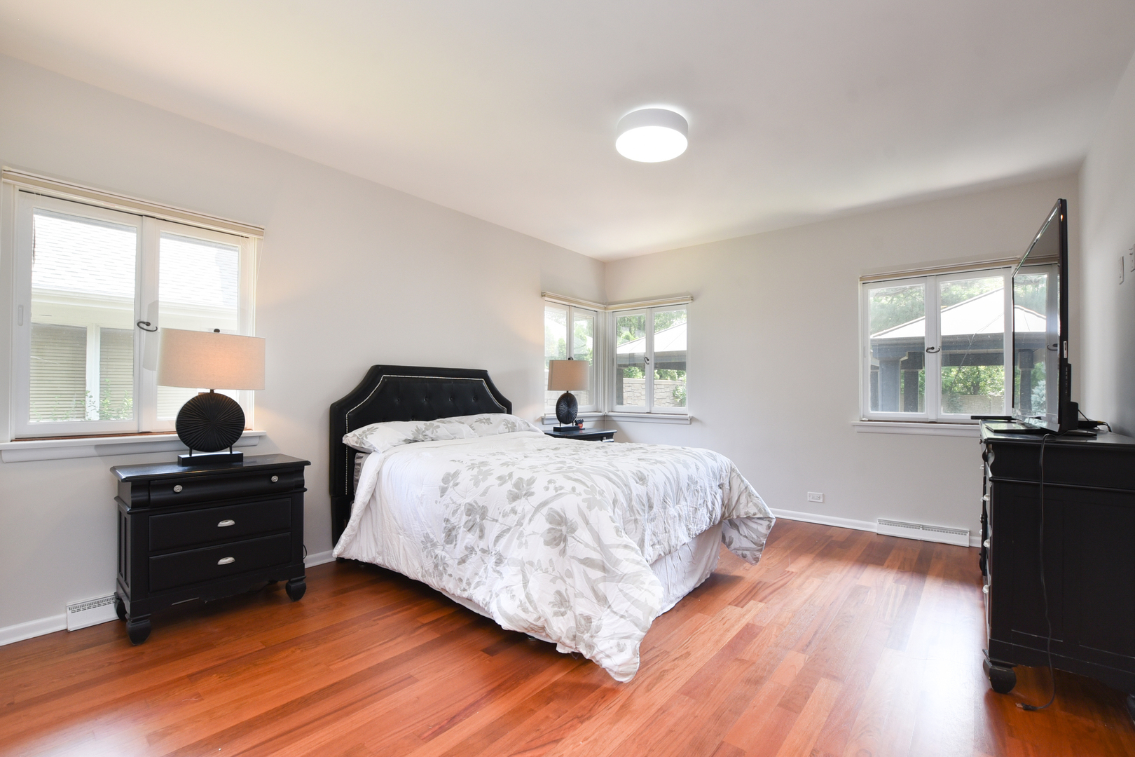 285 Gatesby Road Riverside, IL 60546 - Photo 27 of 51