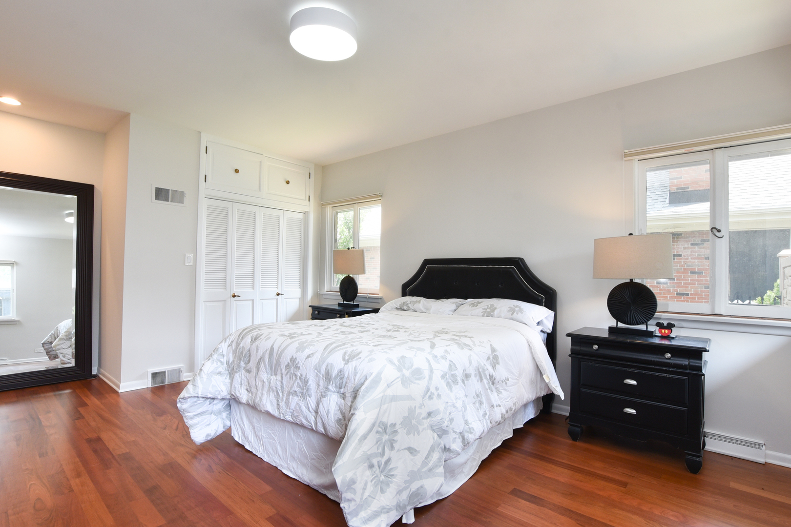 285 Gatesby Road Riverside, IL 60546 - Photo 28 of 51