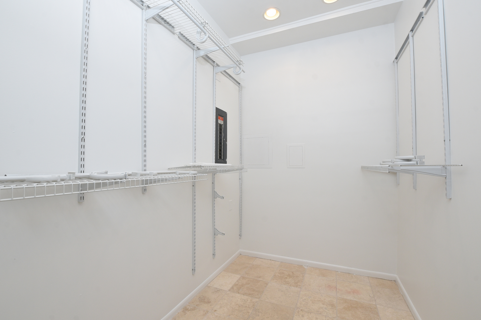 285 Gatesby Road Riverside, IL 60546 - Photo 32 of 51