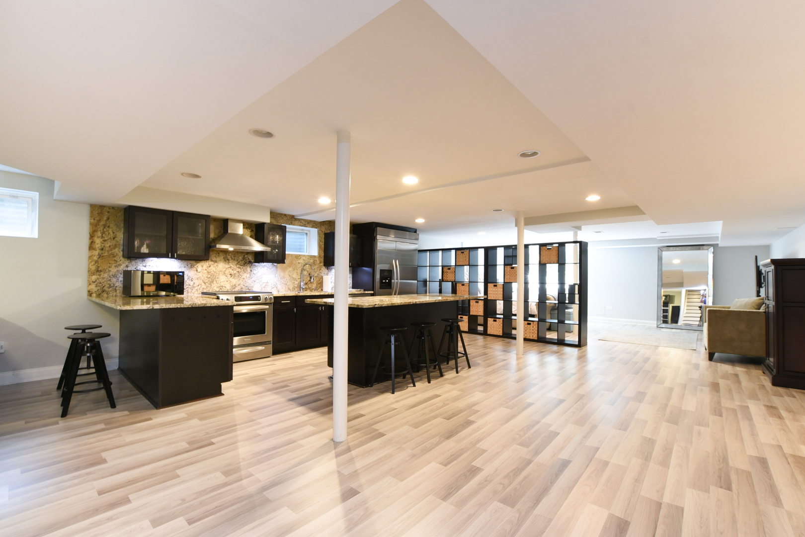 285 Gatesby Road Riverside, IL 60546 - Photo 33 of 51