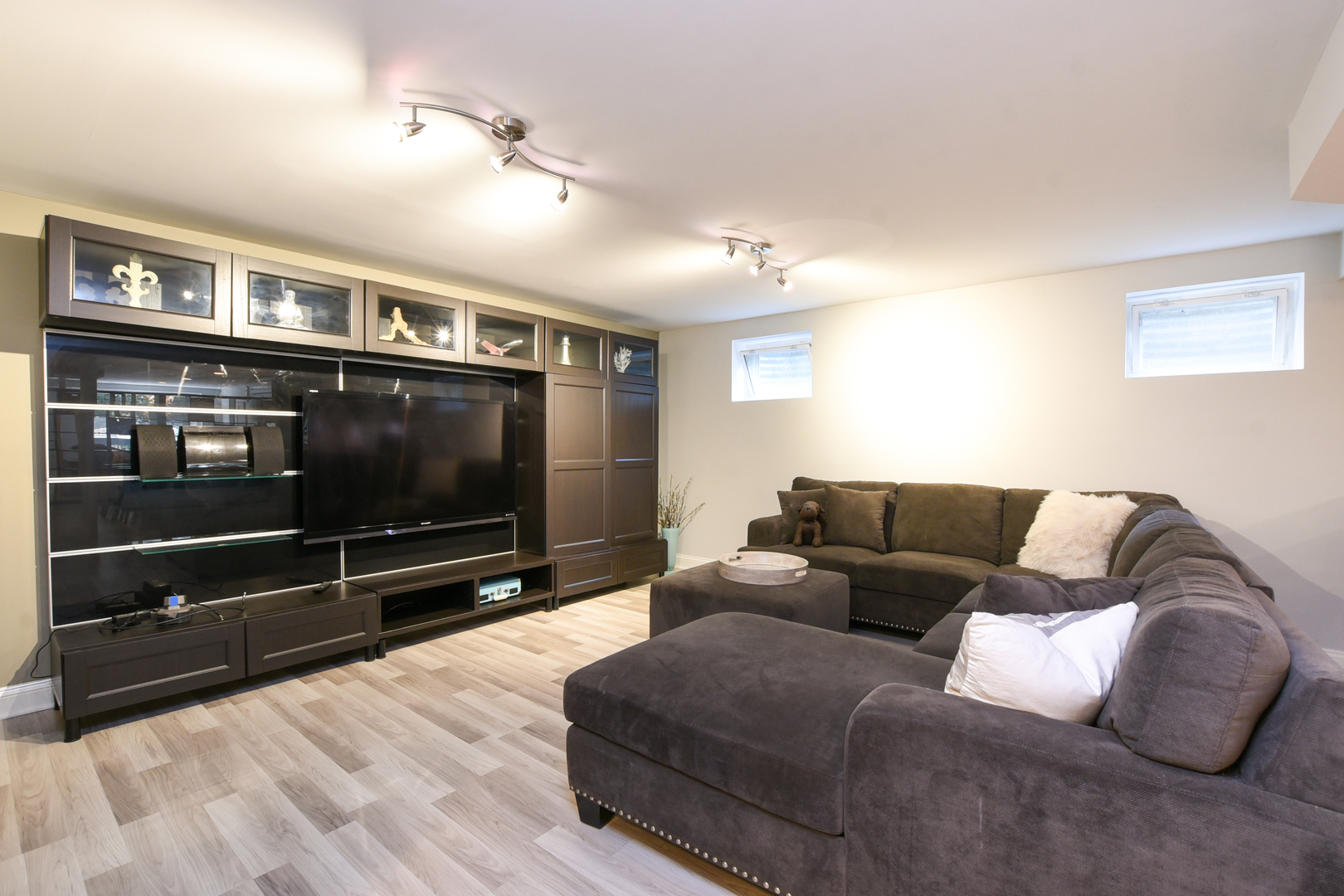 285 Gatesby Road Riverside, IL 60546 - Photo 38 of 51