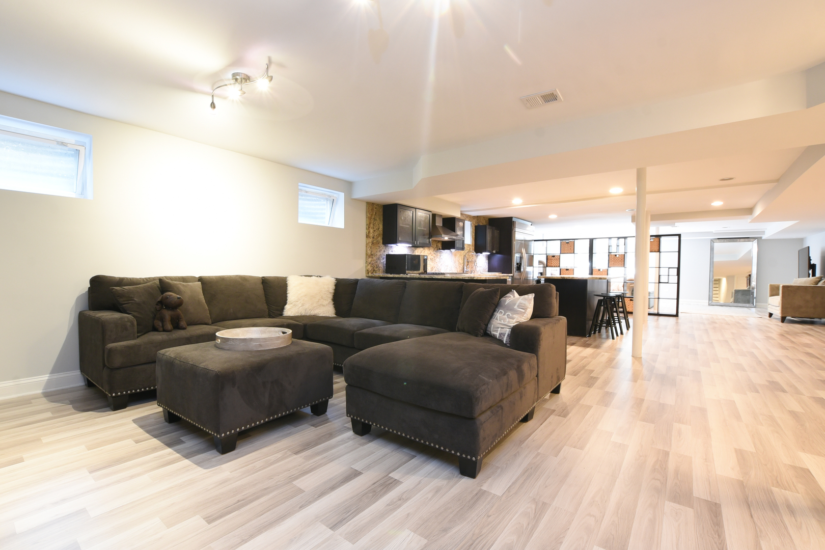 285 Gatesby Road Riverside, IL 60546 - Photo 39 of 51