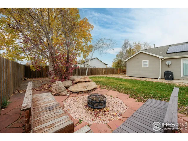 a view of backyard of house