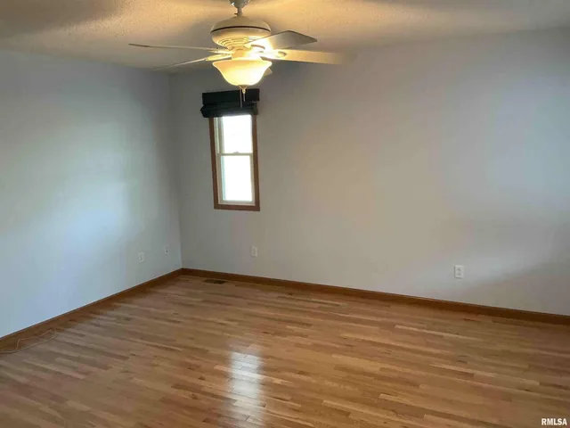 $2,400,000 | 1808 106th Avenue West, Milan, IL 61264