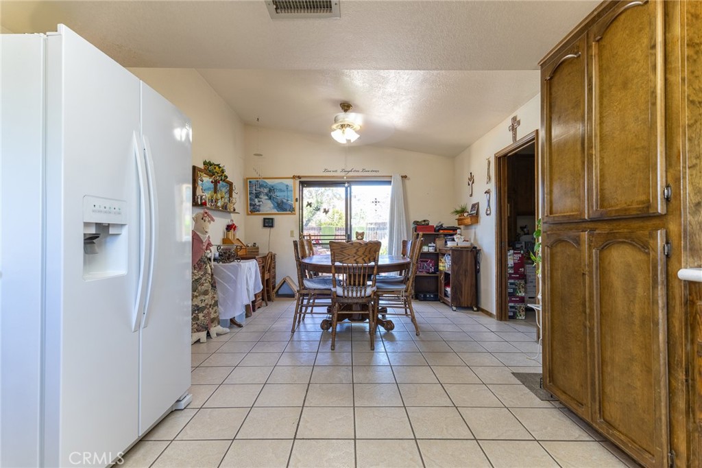 16058 Venango Road Apple Valley, CA 92307 - Photo 35 of 57