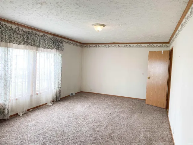 $150,000 | 5369 East 700 South, Lynn, IN 47355