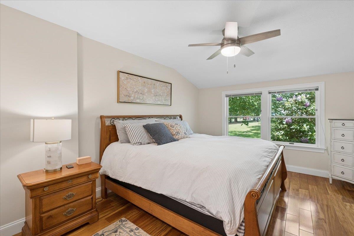 110 Hawthorne Village Road Nashua, NH 03062 - Photo 15 of 44