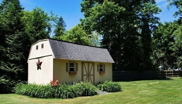 248 Commonwealth Road Wayland, MA 01778 - Photo 3 of 26 Gallery Image 3