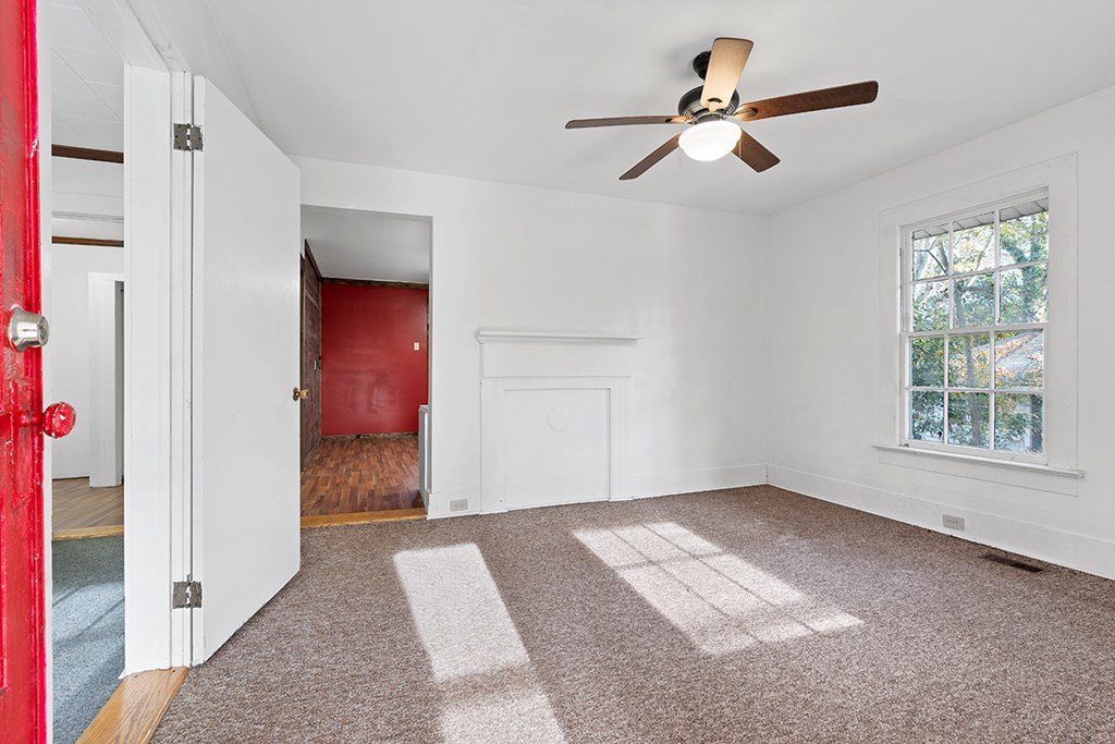12 South Riegel Avenue Ware Shoals, SC 29692 - Photo 8 of 9 Gallery Image 8