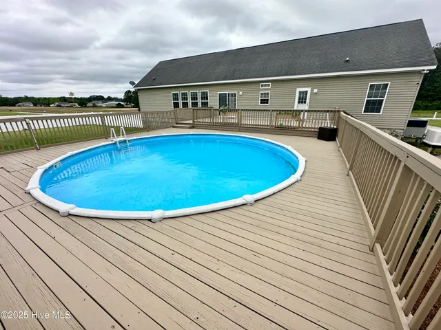 $425,000 | 146 North Ravenwood Drive, Belhaven, NC 27810