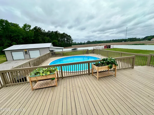 $425,000 | 146 North Ravenwood Drive, Belhaven, NC 27810