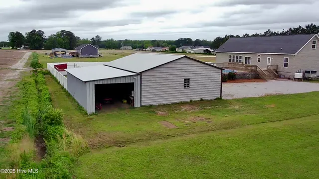 $425,000 | 146 North Ravenwood Drive, Belhaven, NC 27810