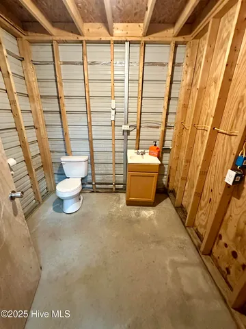 $425,000 | 146 North Ravenwood Drive, Belhaven, NC 27810