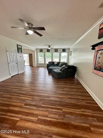 $425,000 | 146 North Ravenwood Drive, Belhaven, NC 27810