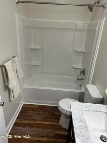 $425,000 | 146 North Ravenwood Drive, Belhaven, NC 27810