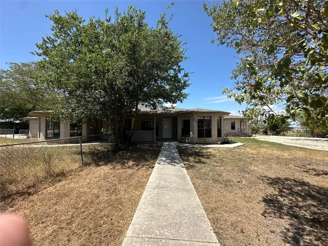 $1,675 | 148 Discovery Lane, San Marcos, TX 78666