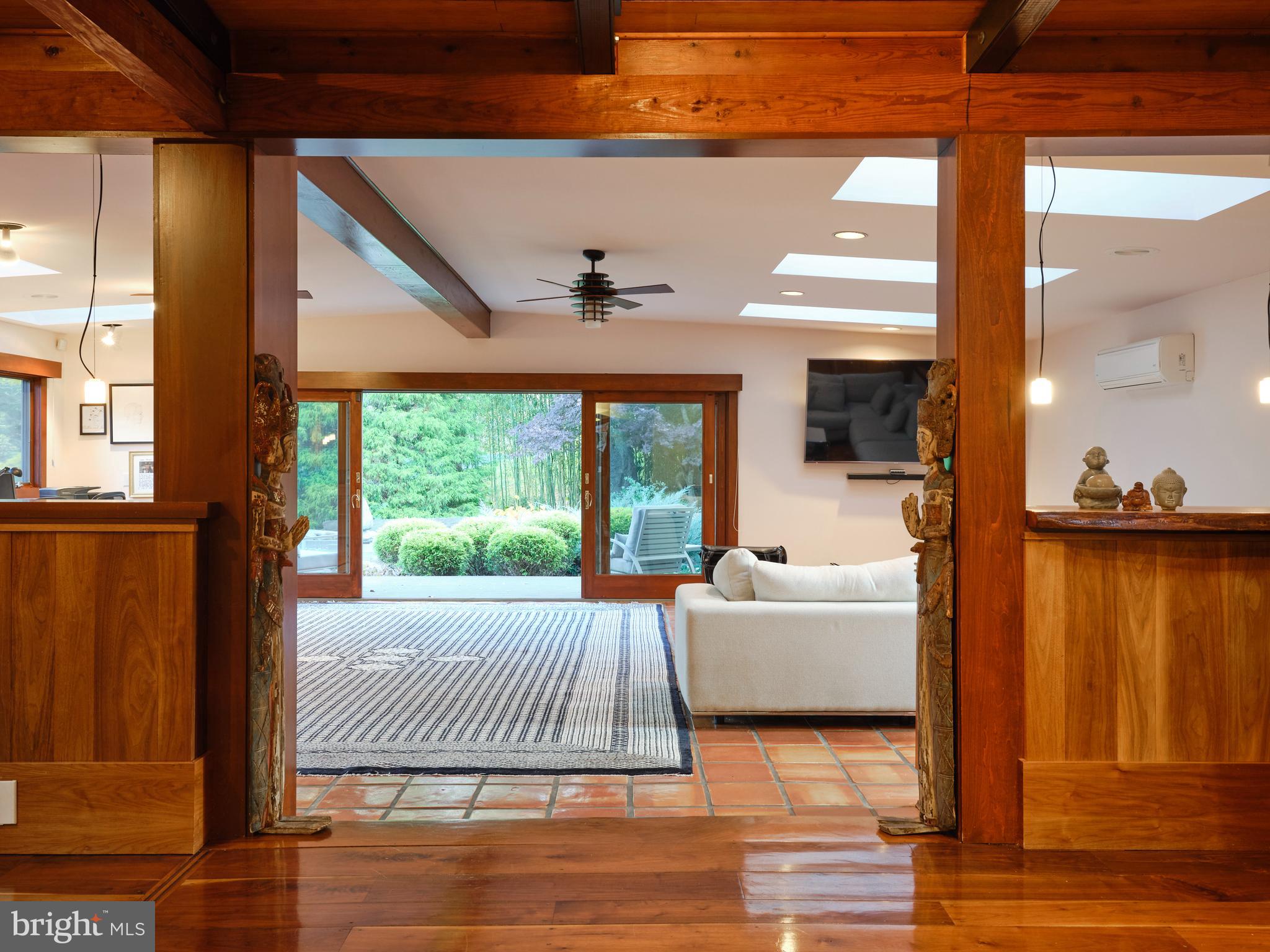 1886 Aquetong Road New Hope, PA 18938 - Photo 20 of 68 great room