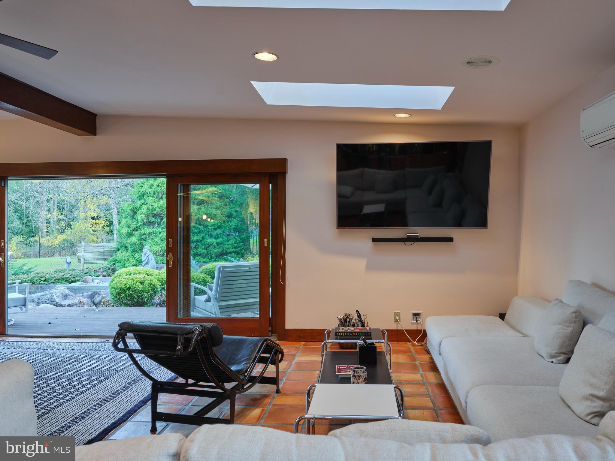 1886 Aquetong Road New Hope, PA 18938 - Photo 22 of 68 great room