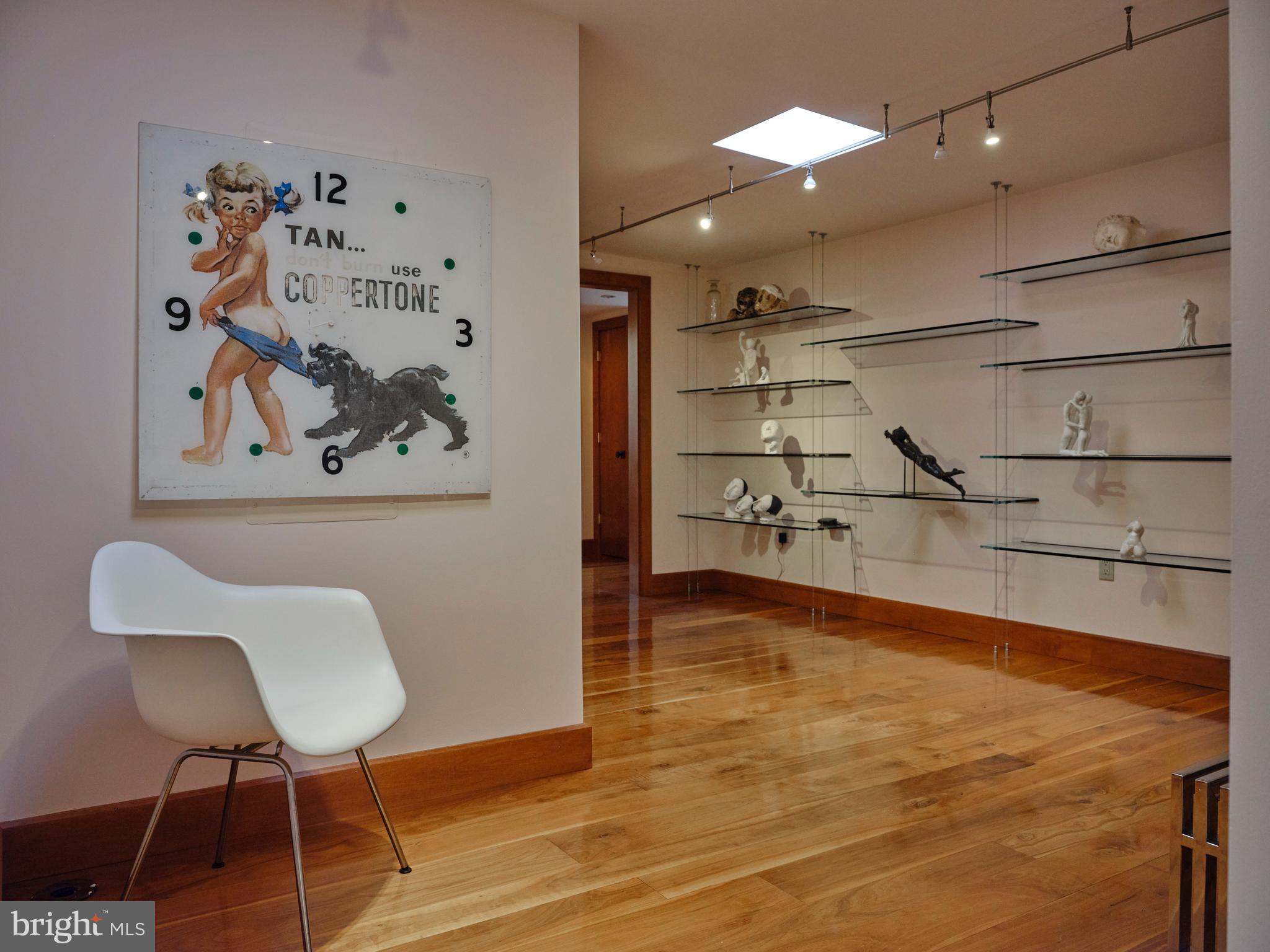 1886 Aquetong Road New Hope, PA 18938 - Photo 27 of 68 gallery hall