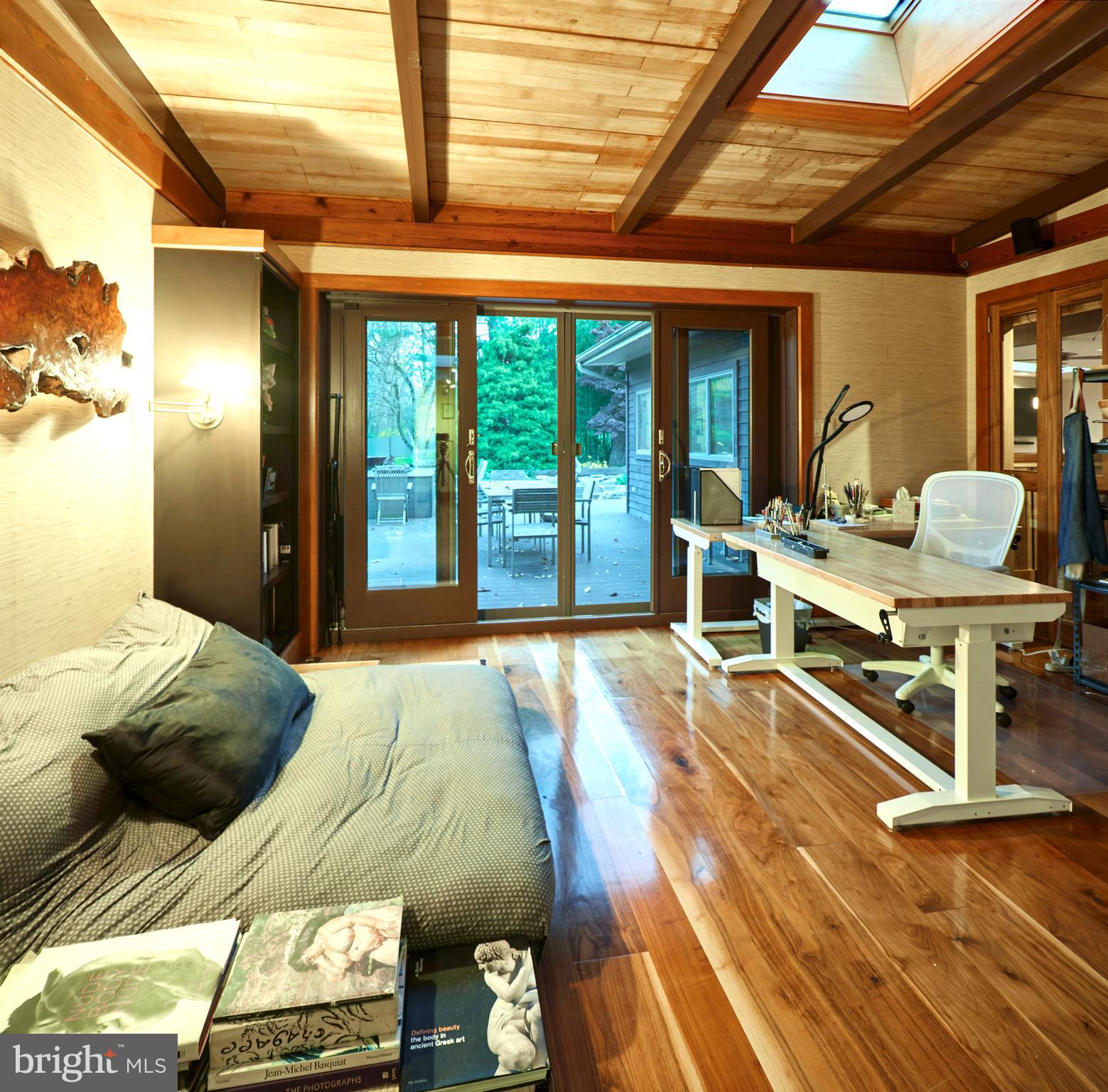 1886 Aquetong Road New Hope, PA 18938 - Photo 30 of 68 studio/den