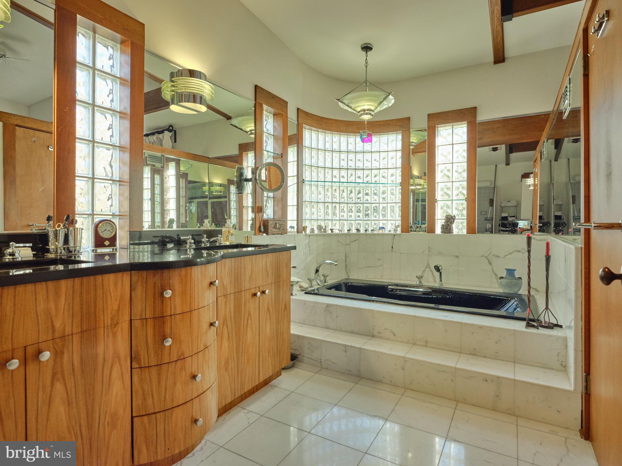 1886 Aquetong Road New Hope, PA 18938 - Photo 35 of 68 primary suite bath