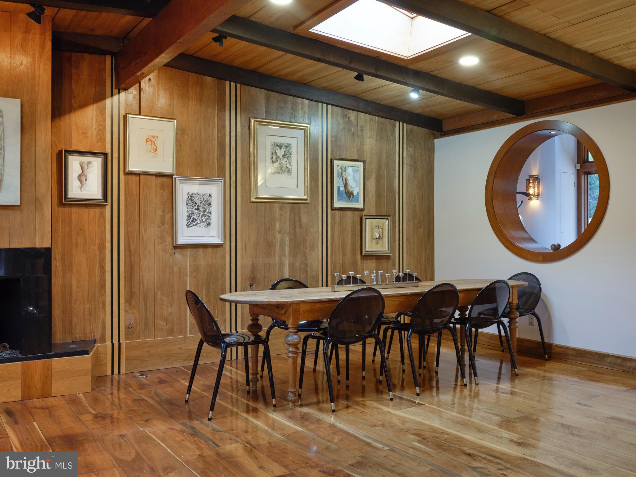 1886 Aquetong Road New Hope, PA 18938 - Photo 10 of 68 dining area