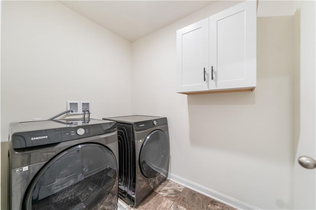 171 Lockheed Drive Coraopolis, PA 15108 - Photo 12 of 28