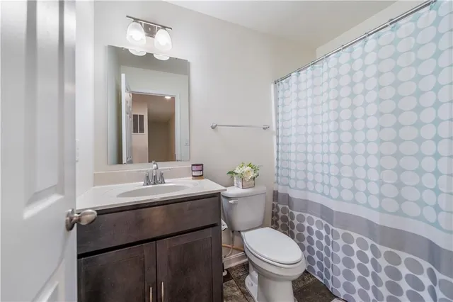 $2,800 | 171 Lockheed Drive, Coraopolis, PA 15108